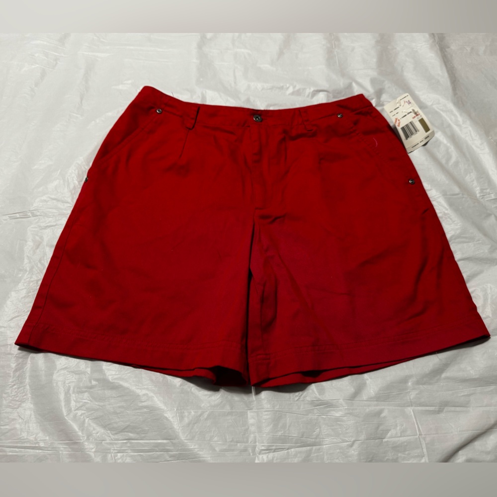 Liz Claiborne Red Shorts Size 14 NWT 8” Inseam Casual Summer Classic
